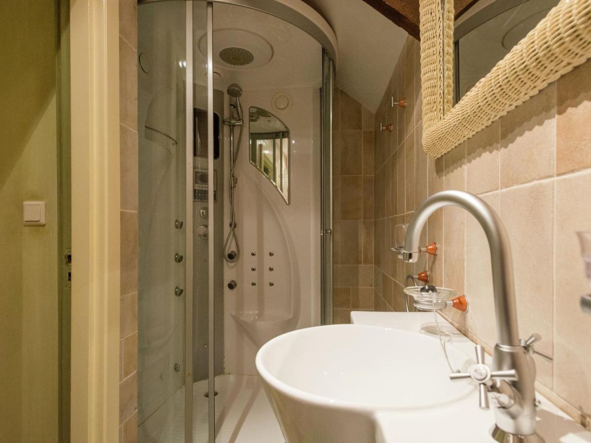 Quietly Located Farmhouse With Sauna And Hot Tub Balkbrug Dış mekan fotoğraf