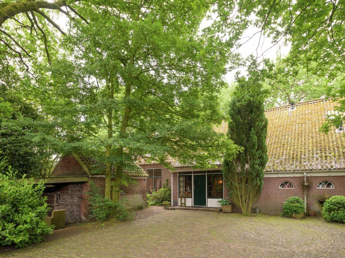 Quietly Located Farmhouse With Sauna And Hot Tub Balkbrug Dış mekan fotoğraf